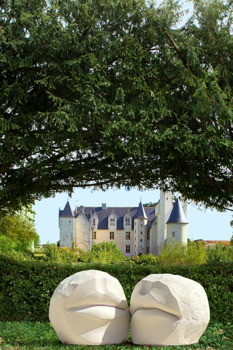 Château du Rivau, The Kiss de Laurent Pernot 