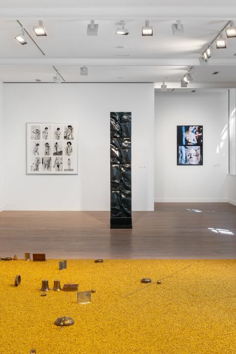 Vue de l’exposition « Trajectoires que je suis, Lauréates du prix d’honneur AWARE »