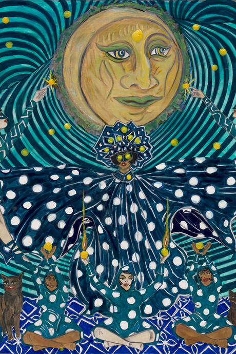 Scène imaginaire et colorée avec des personnages habillés en bleu, disposés autour d’un grand visage de lune. Certains dansent avec les bras levés, d’autres sont assis au sol. Plusieurs tiennent de petites balles jaunes dans leurs mains. Des chats sont assis près d’eux. Le fond est composé de lignes vertes et bleues en spirale, avec des points jaunes lumineux.