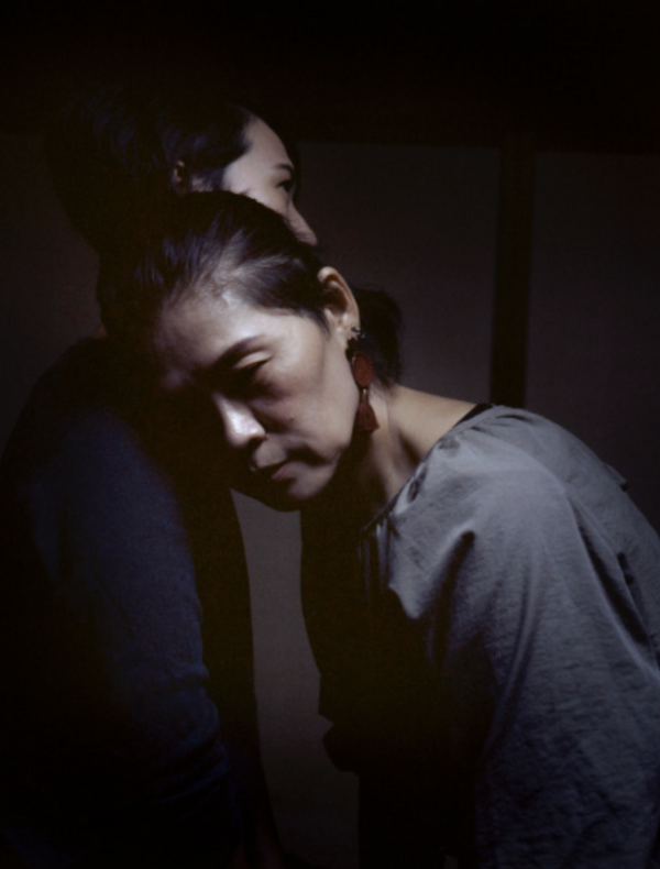 Mother and daughter in their living room. Eiheiji, Japan, 2024. @Camila Svenson