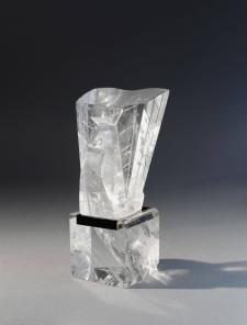 Joseph CSAKY, LâOiseau, Cristal de roche et obsidienne, Circa 1927 Joseph CSAKY, LâOiseau, Cristal de roche et obsidienne, Circa 1927