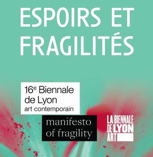 L'exposition Espoirs et Fragilités présente un large panel d'artistes au musée municipal Paul-Dini (à 20 min au Nord de Lyon)