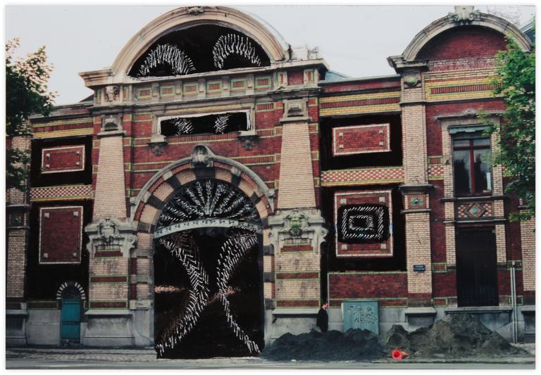 Catalogue raisonné, Jean-Jacques Lebel, Sans titre (bâtiment) - 