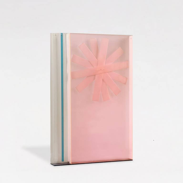 Catalogue raisonné, Albert Chubac, Sculpture en plexiglas rose et barres supendues