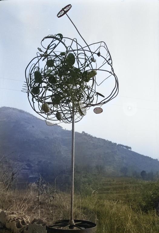 Claude Gilli, sculpture en ferraille — circa 1958