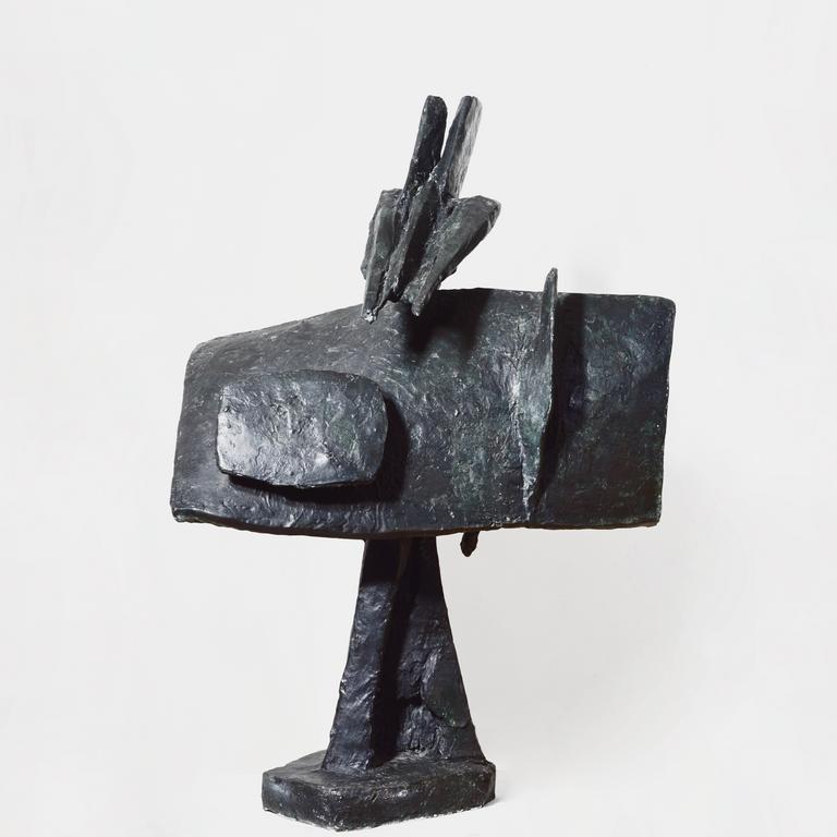 Isabelle Waldberg, Le Bouclier (bronze) - 1961