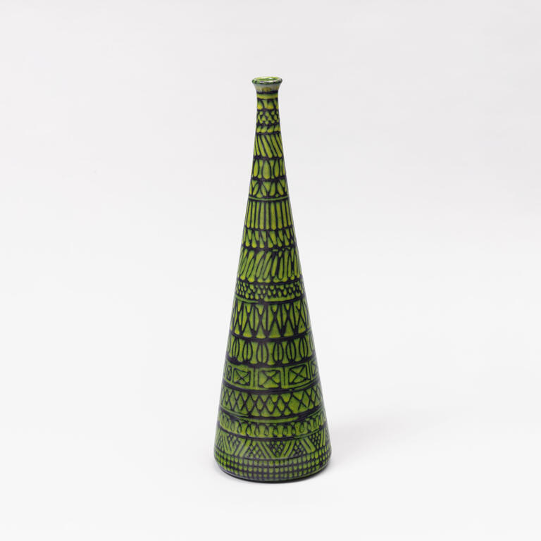 Catalogue raisonné, Pol Chambost, Vase bouteille conique (vert). Modèle 2148 — 1960