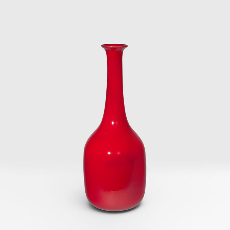 Catalogue raisonné, Pol Chambost, Vase bouteille (rouge vif). Modèle 2116 — 1959