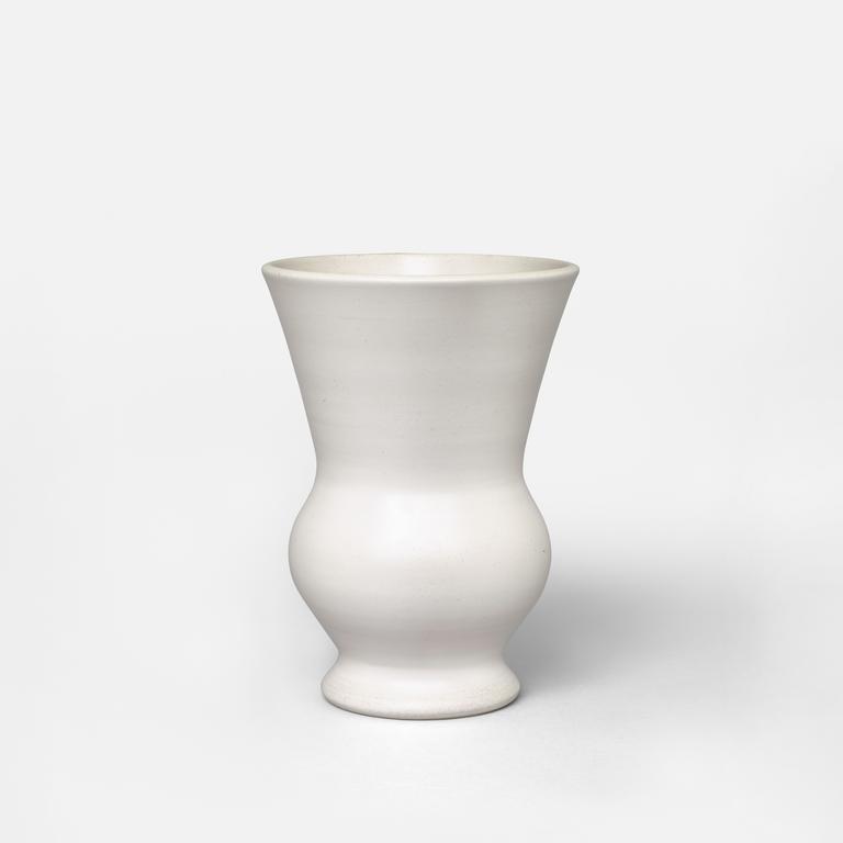 Catalogue raisonné, Pol Chambost, Vase (blanc). Modèle 839 — 1952