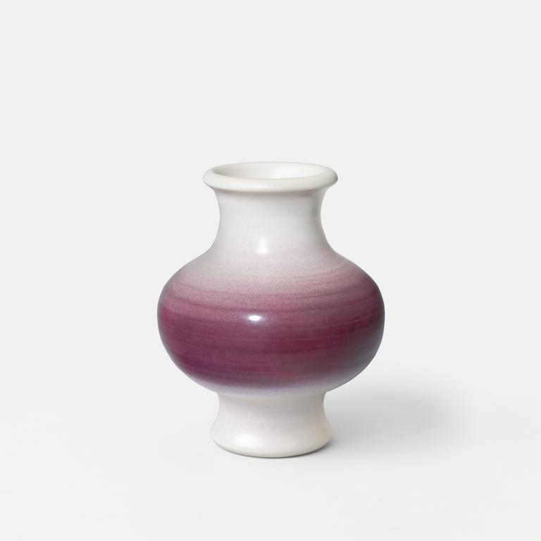 Catalogue raisonné, Pol Chambost, Vase (blanc satiné). Modèle 842 — 1952