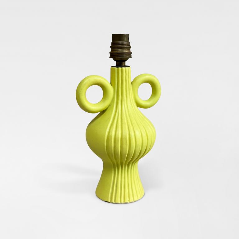 Catalogue raisonné, Pol Chambost, Petit pied de lampe (jaune). Modèle 1086 — 1955