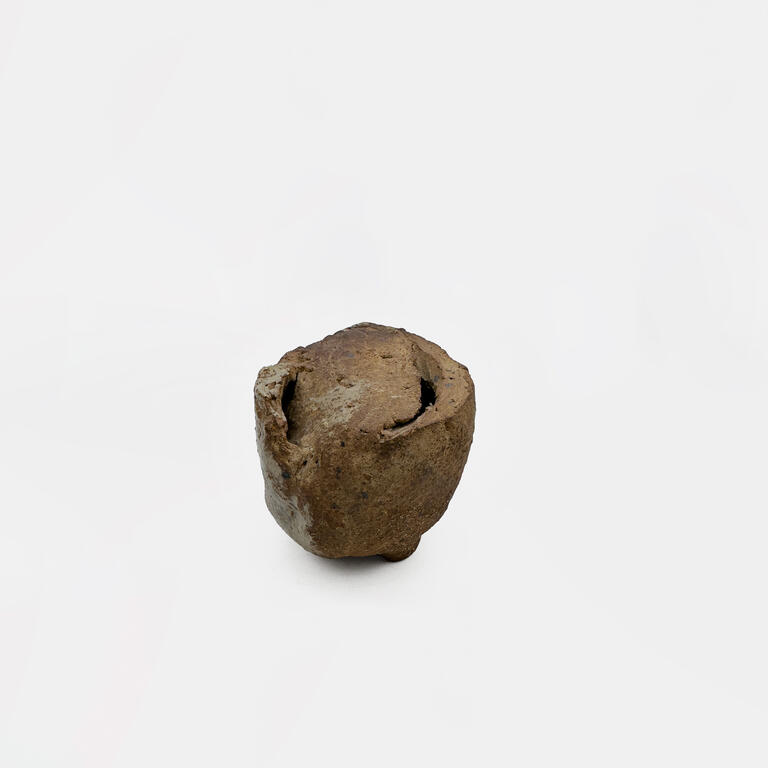 Catalogue raisonné, Jacqueline Lerat, Trois pieds, 2001
