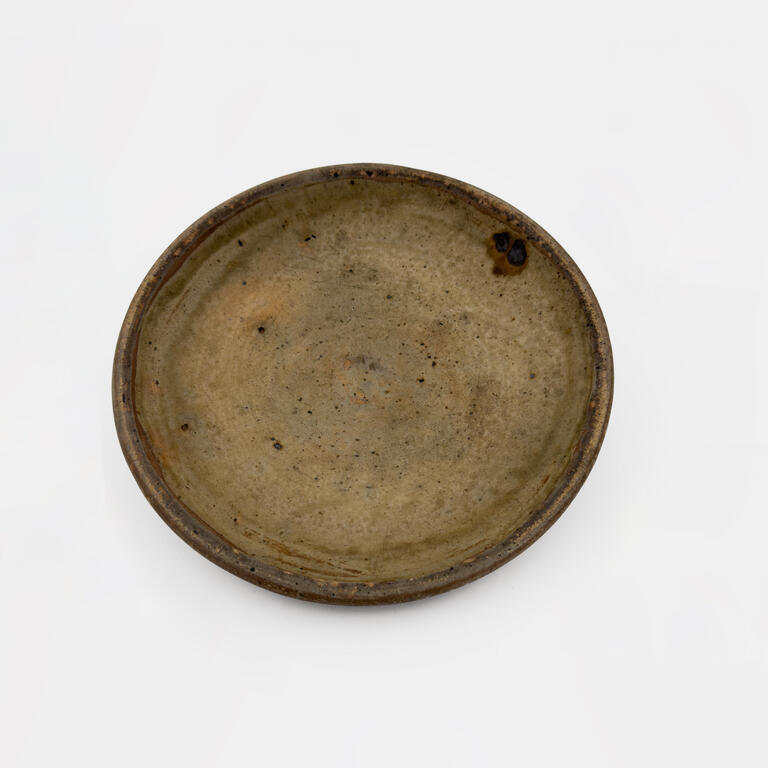 Catalogue raisonné, Jean & Jacqueline Lerat, Assiette plate relevée, 1948