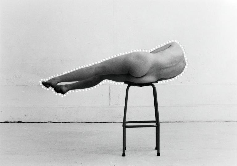 Nu et tabouret - version A - 2003