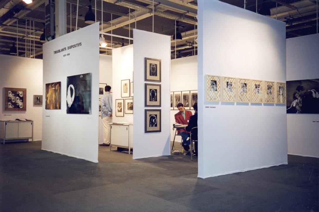 Vue de l'exposition oeuvres d'Henri Foucault sur le stand