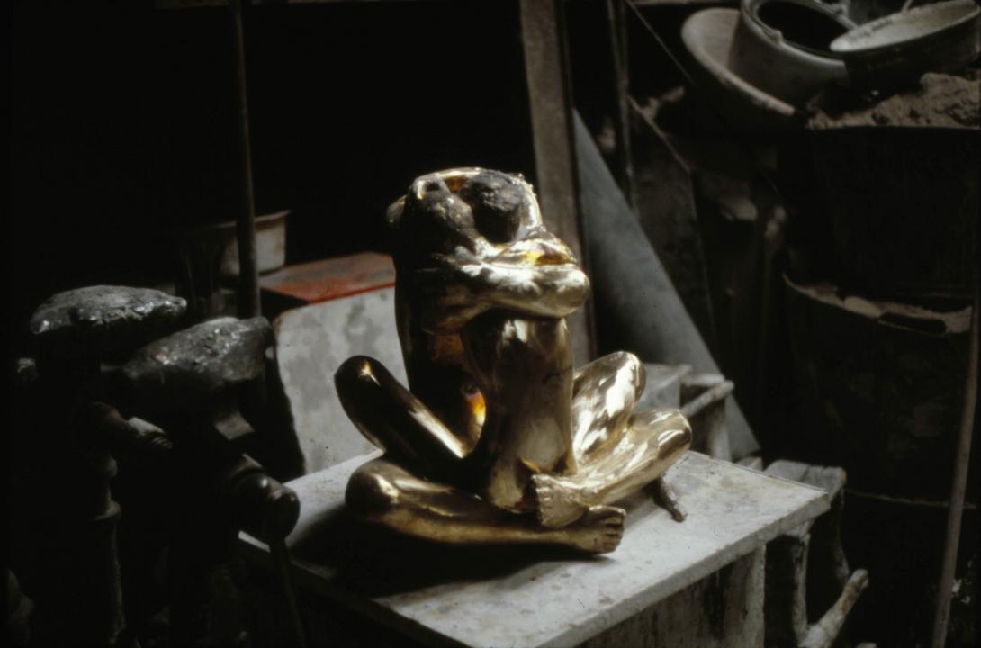 Sculpture dans l'atelier