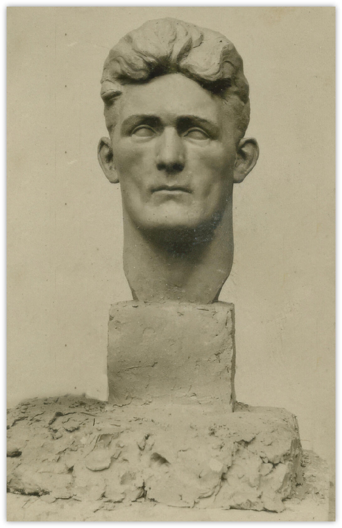 Sculpture attibuée à Hans Seiler, Académie des Beaux Arts de Lyon Sculpture de Hans Seiler